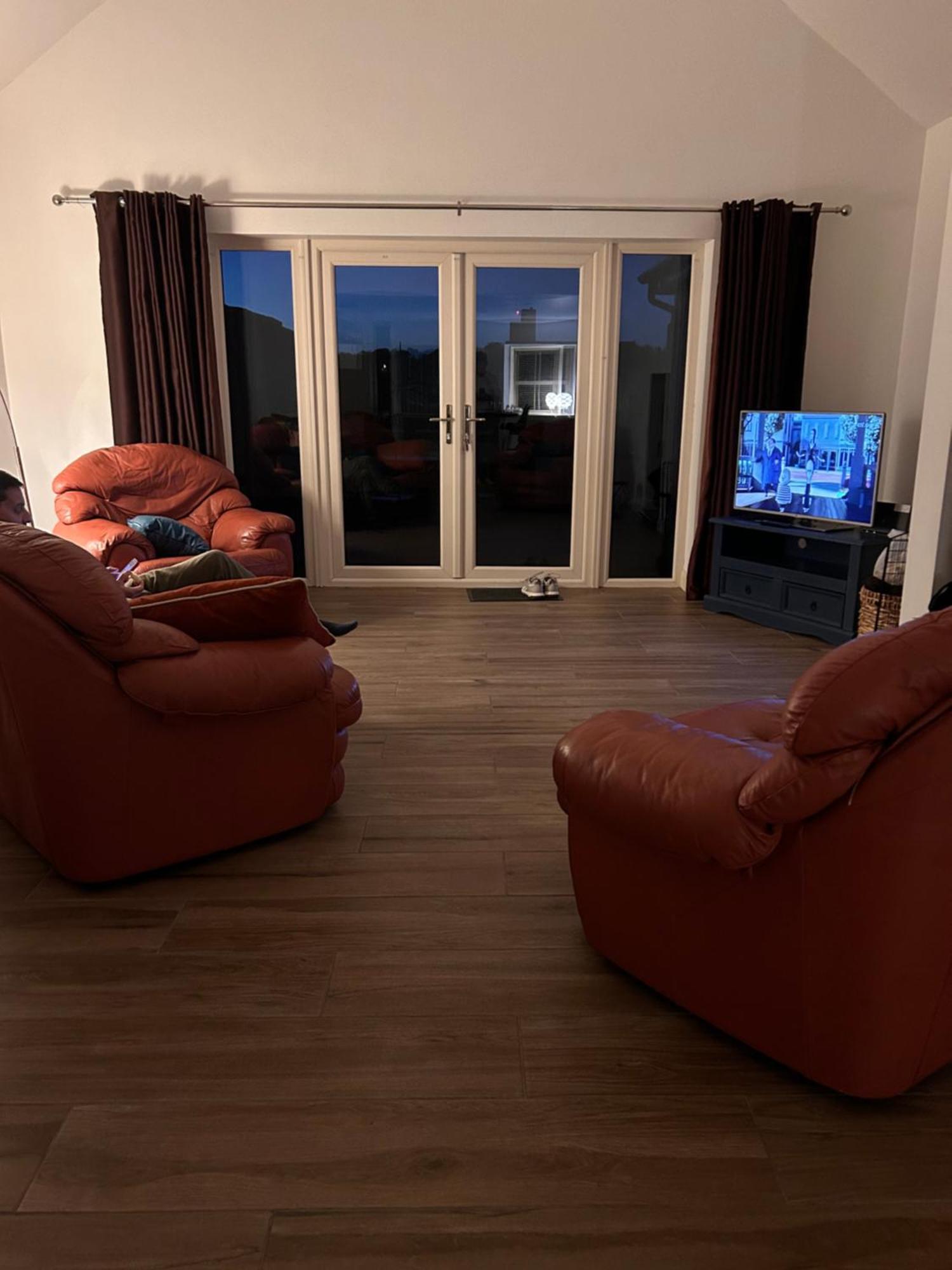 גלוואיי The Parlour Cottage מראה חיצוני תמונה